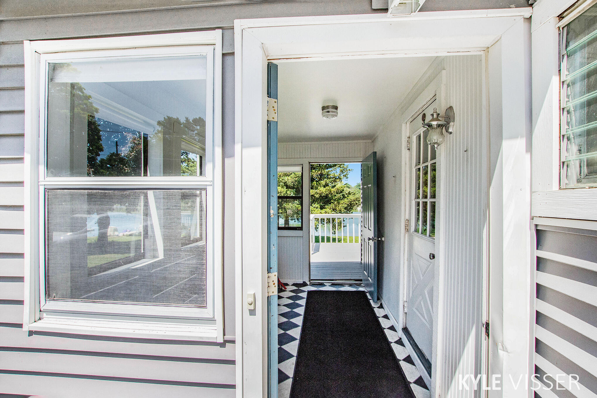 13268 West Stanton Road Trufant, MI 49347 - Photo 5 of 29 Entrance