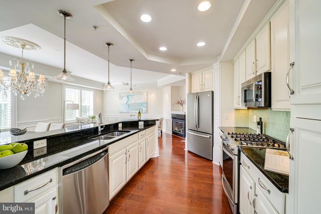 $775,000 | 320 South West Street, Unit 309, Alexandria, VA 22314