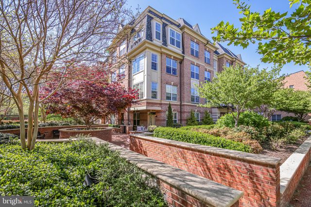 $775,000 | 320 South West Street, Unit 309, Alexandria, VA 22314