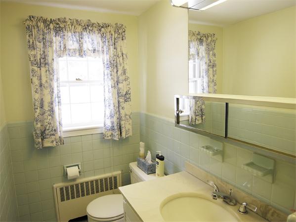 179 Whitman Road Needham, MA 02492 - Photo 19 of 27 Gallery Image 19