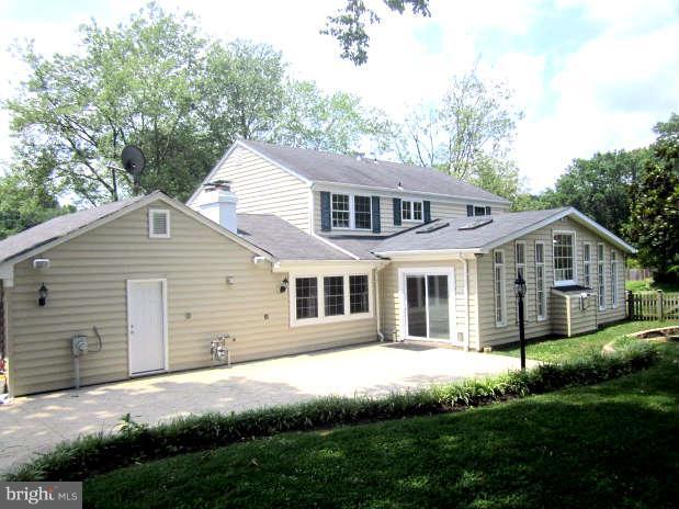 3021 Bluff Point Lane Silver Spring, MD 20906 - Photo 13 of 30 Exterior Rear