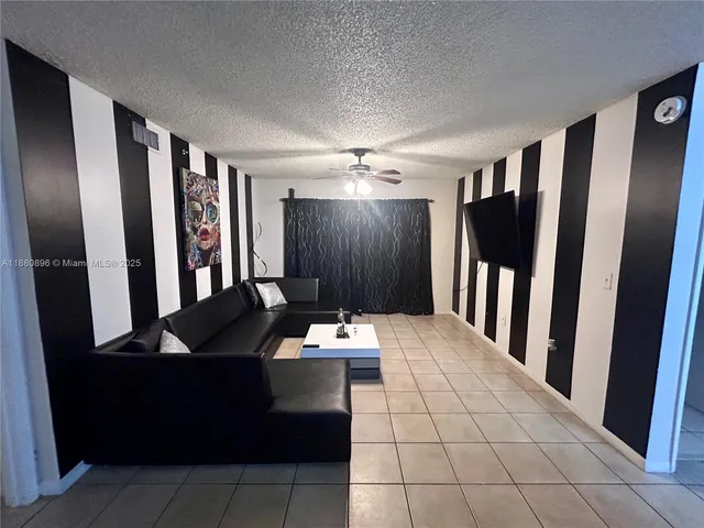 $2,200 | 3870 Lyons Road, Unit 2108, Coconut Creek, FL 33073