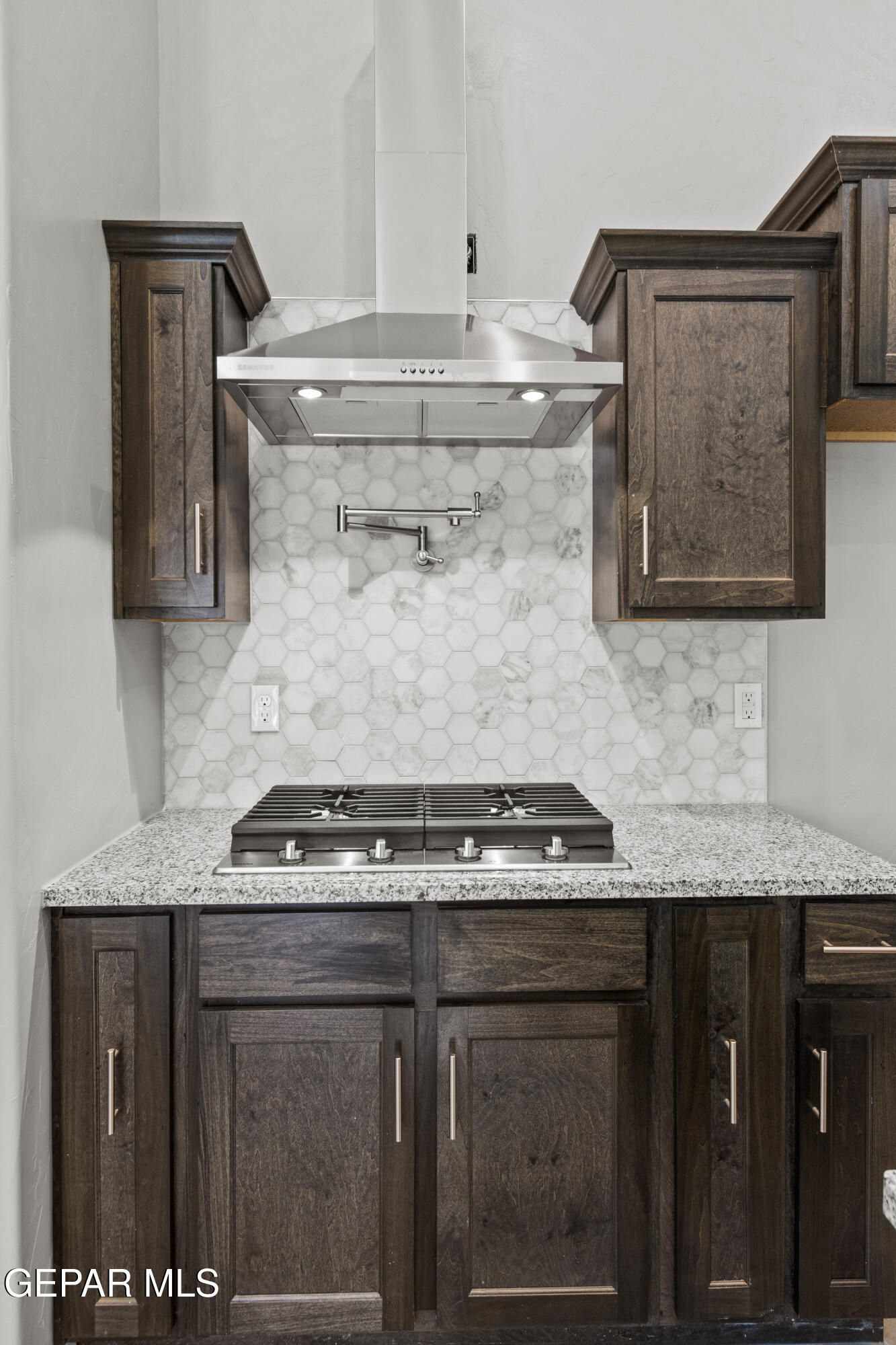 6029 Summer Ridge Santa Teresa, NM 88008 - Photo 17 of 32 IMG_6194