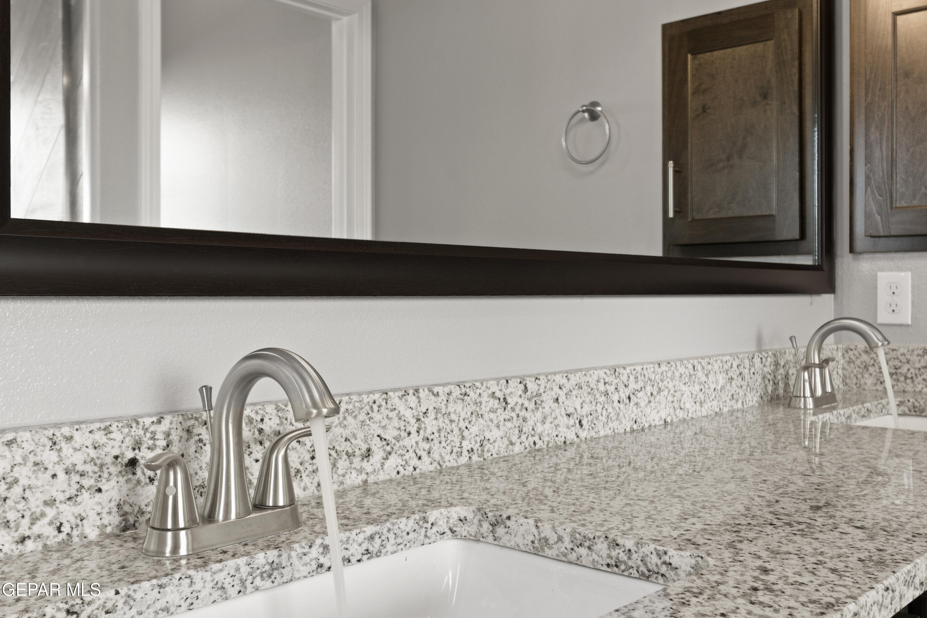 6029 Summer Ridge Santa Teresa, NM 88008 - Photo 32 of 32 IMG_6326