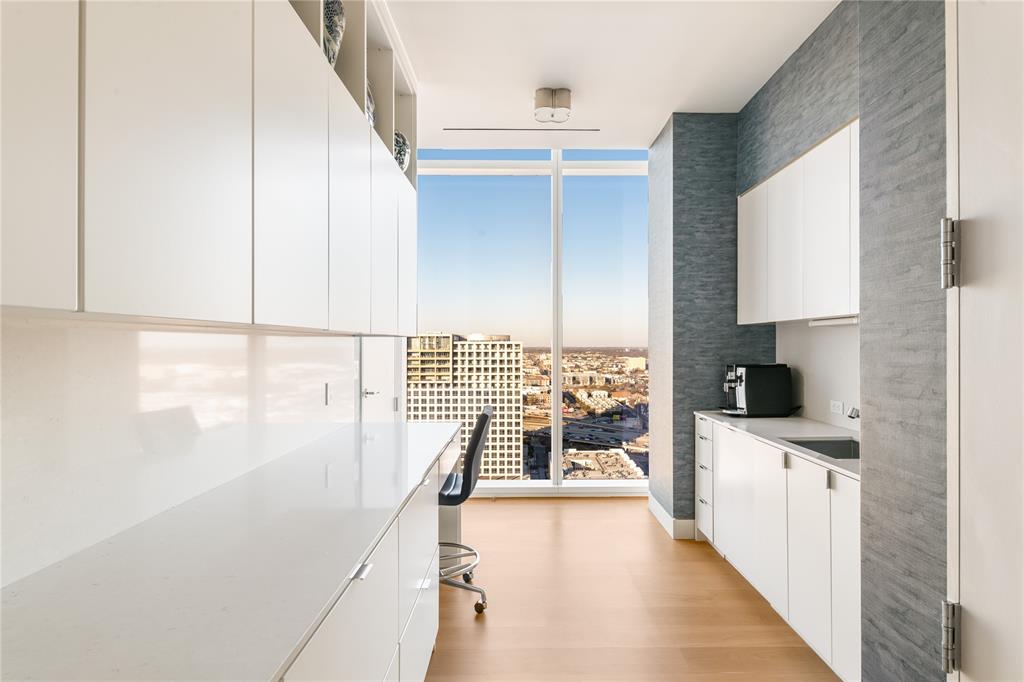 1747 Leonard Street, Unit 2301 Dallas, TX 75201 - Photo 11 of 31