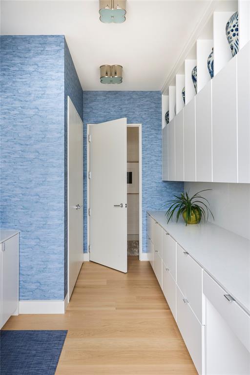 1747 Leonard Street, Unit 2301 Dallas, TX 75201 - Photo 28 of 31 working pantry, office, additional prep space