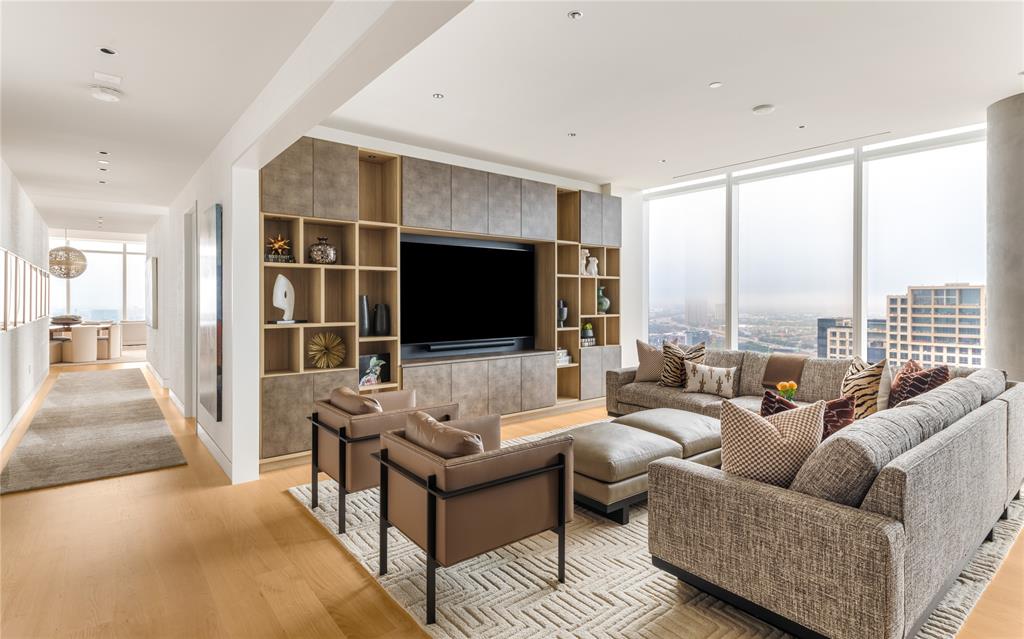 1747 Leonard Street, Unit 2301 Dallas, TX 75201 - Photo 5 of 28