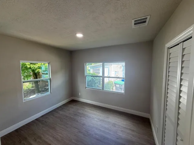 $2,100 | 2011 Cornell Avenue, Winter Park, FL 32789