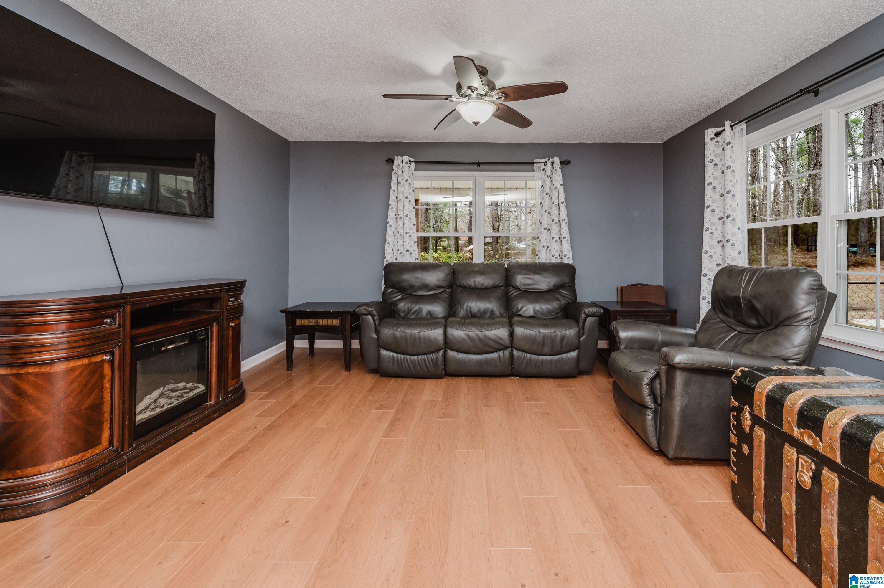 355 Whitlow Road Sumiton, AL 35148 - Photo 10 of 58