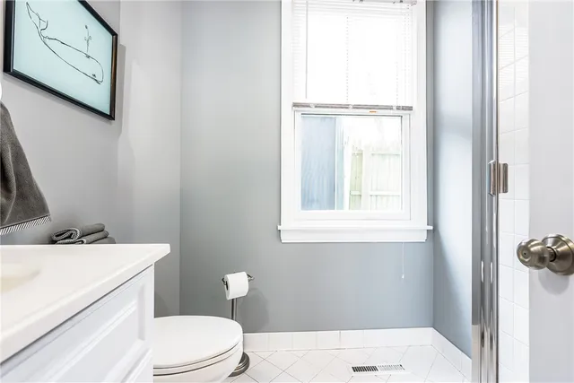 $2,200 | 8 Green Place, Unit 1, Newport, RI 02840