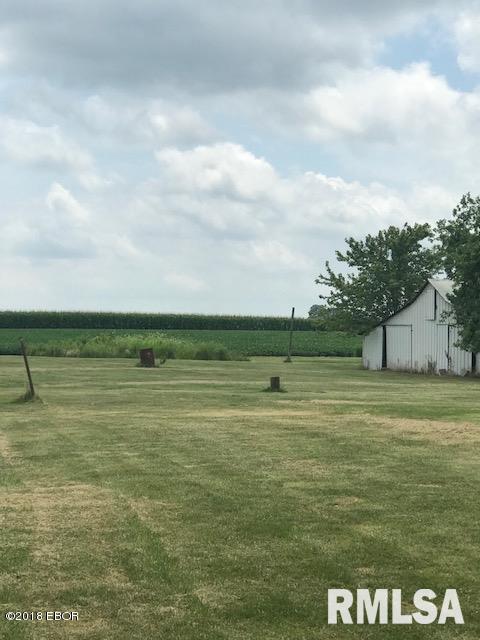 18634 Persimmon Tree Road Centralia, IL 62801 - Photo 5 of 23