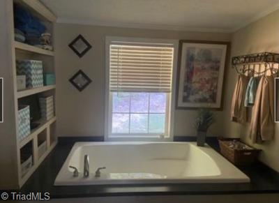 1876 Craver Road Lexington, NC 27295 - Photo 7 of 15 Gallery Image 7