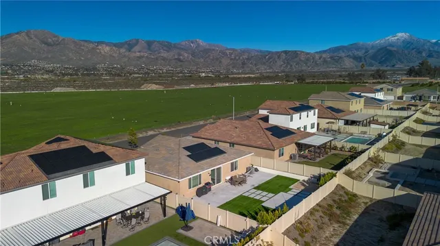 $749,000 | 1001 Pomelo Avenue, Redlands, CA 92374