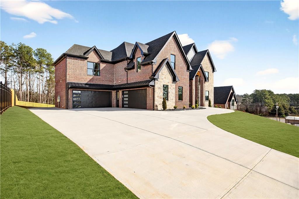 405 Thunder Road Buford, GA 30518 - Photo 4 of 68