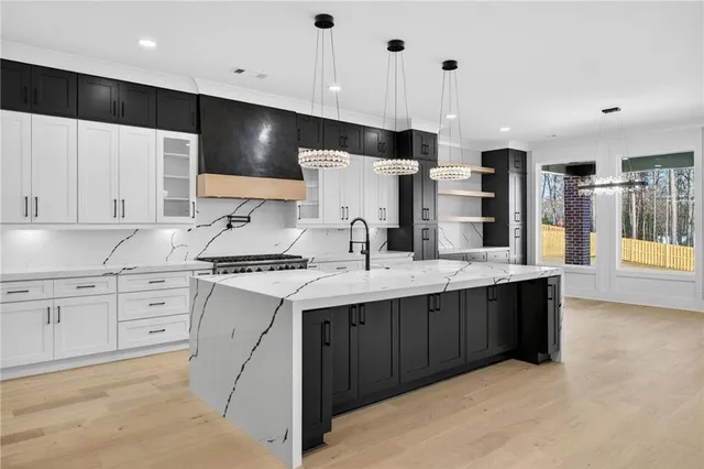 $2,099,999 | 405 Thunder Road, Buford, GA 30518