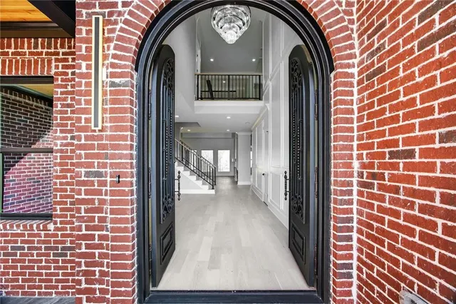 $2,099,999 | 405 Thunder Road, Buford, GA 30518