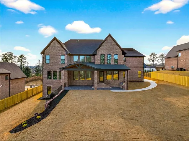$2,099,999 | 405 Thunder Road, Buford, GA 30518
