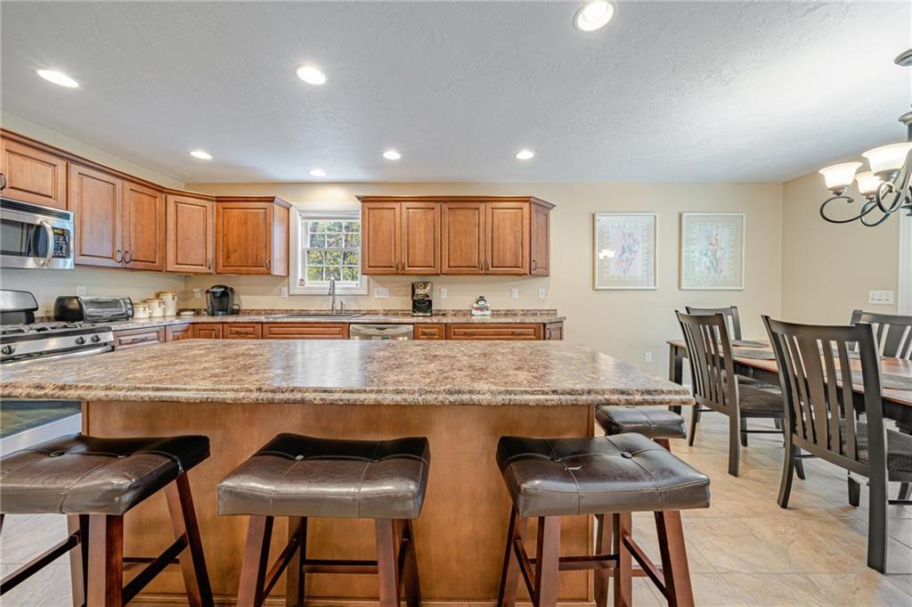 2314 South Ridge Drive Hidden Valley, PA 15502 - Photo 8 of 41 Gallery Image 8