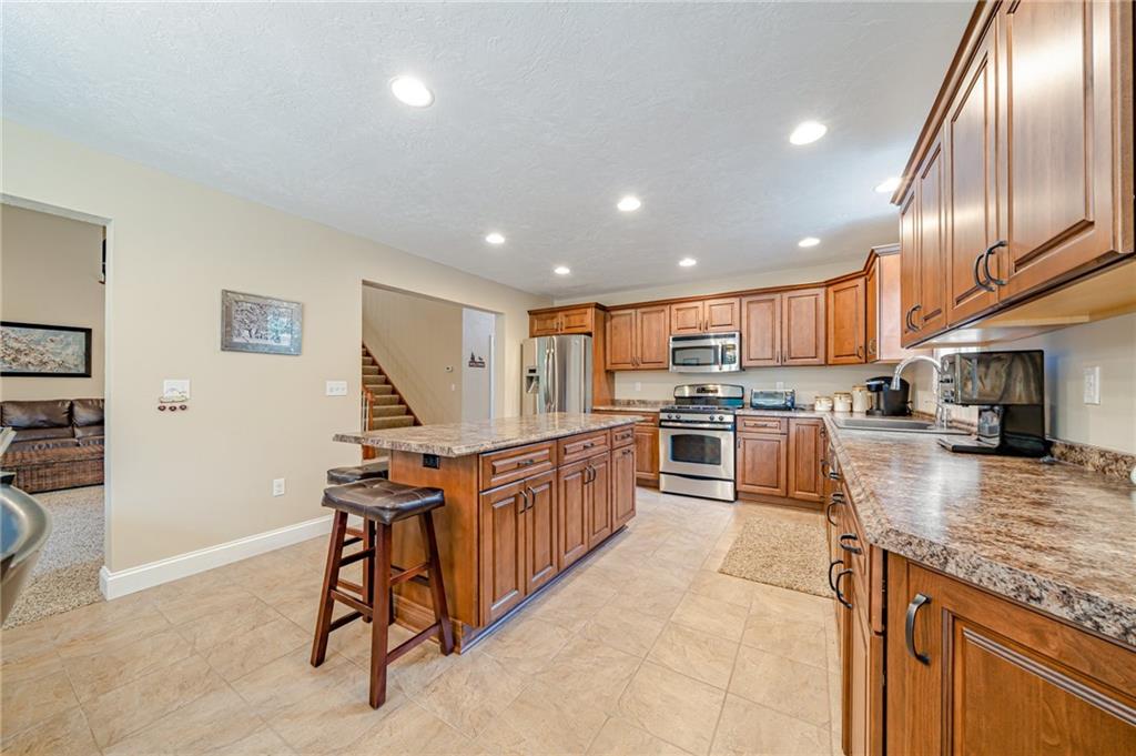 2314 South Ridge Drive Hidden Valley, PA 15502 - Photo 10 of 41 Gallery Image 10