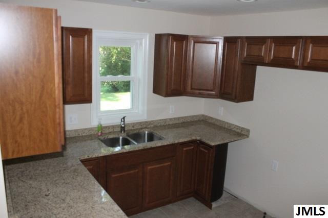 596 Robinson Road Jackson, MI 49203 - Photo 2 of 16 Photo 2