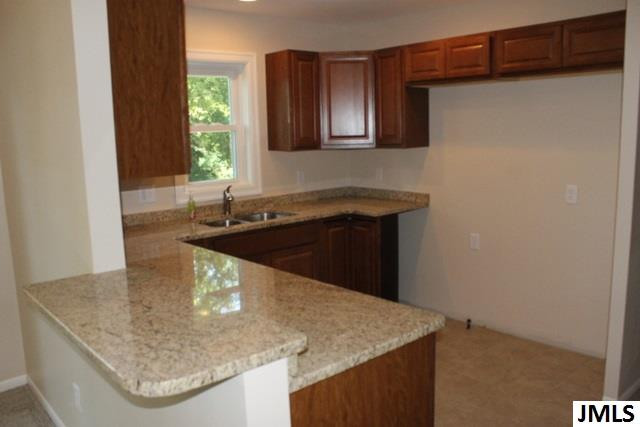 596 Robinson Road Jackson, MI 49203 - Photo 4 of 16 Photo 4
