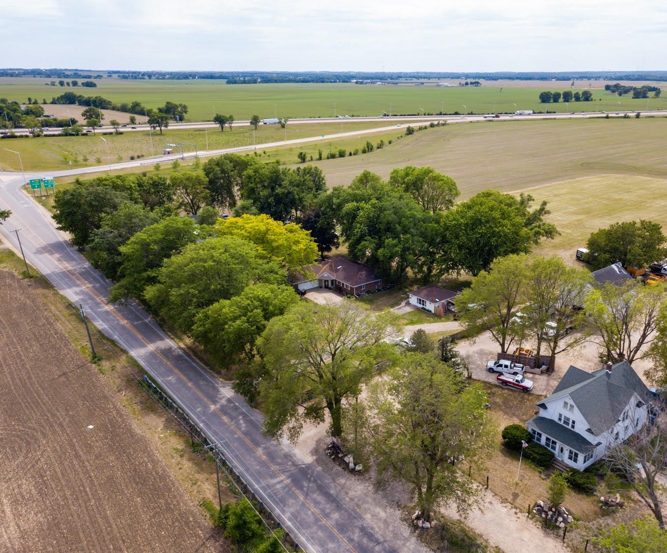 5866 Irene Road Belvidere, IL 61008 - Photo 9 of 46