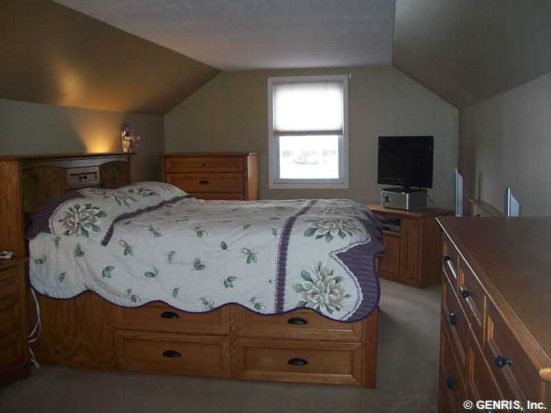 235 Bergen Street Rochester, NY 14606 - Photo 8 of 12 Other.