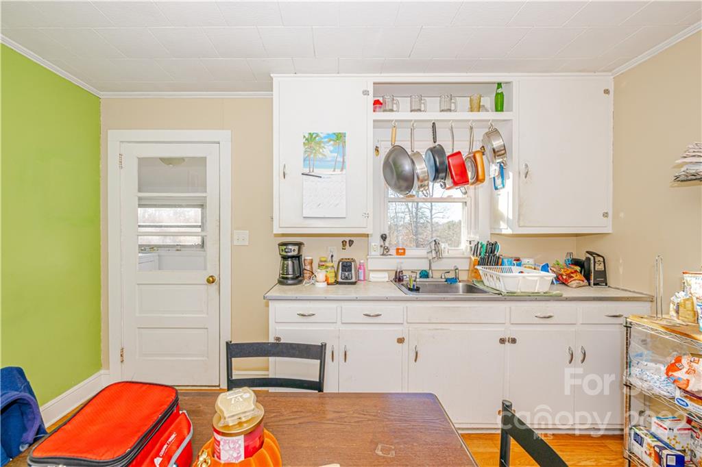 2766 Messer Road Valdese, NC 28690 - Photo 17 of 26 Gallery Image 17