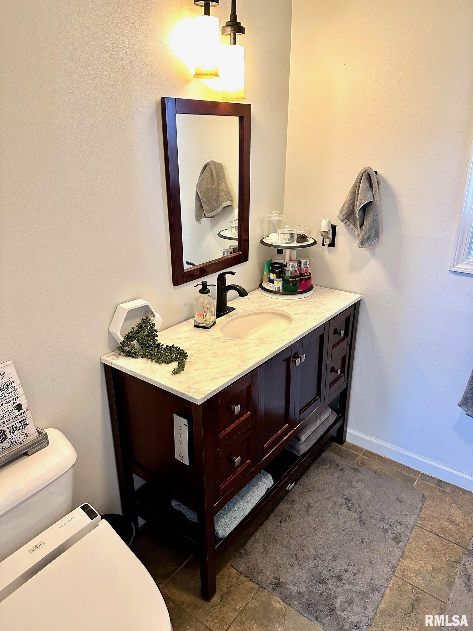 2165 Southbrooke Road Jacksonville, IL 62650 - Photo 22 of 42 Gallery Image 22