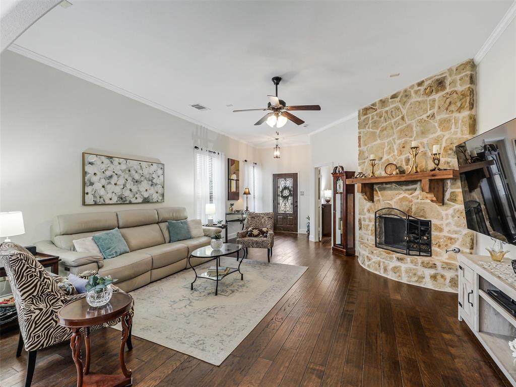 212 Rugby Lane McKinney, TX 75072 - Photo 7 of 28