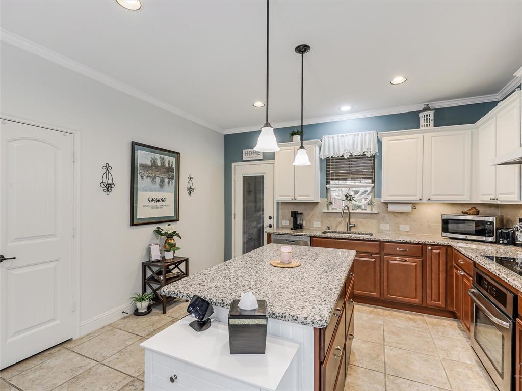 212 Rugby Lane McKinney, TX 75072 - Photo 10 of 28