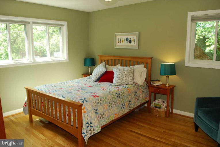3906 Lakota Road Alexandria, VA 22303 - Photo 16 of 22 Bedroom (Master)