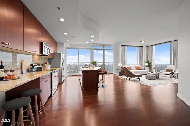 $1,200,000 | 301 Fayetteville Street, Unit 2406, Raleigh, NC 27601