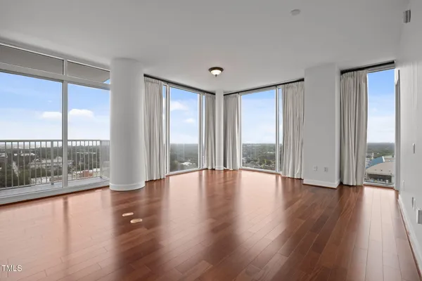 $1,199,000 | 301 Fayetteville Street, Unit 2406, Raleigh, NC 27601