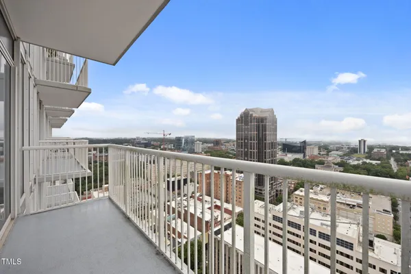 $1,199,000 | 301 Fayetteville Street, Unit 2406, Raleigh, NC 27601