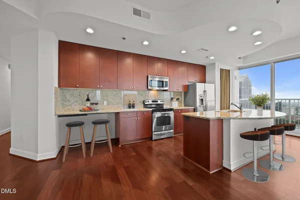 $1,199,000 | 301 Fayetteville Street, Unit 2406, Raleigh, NC 27601