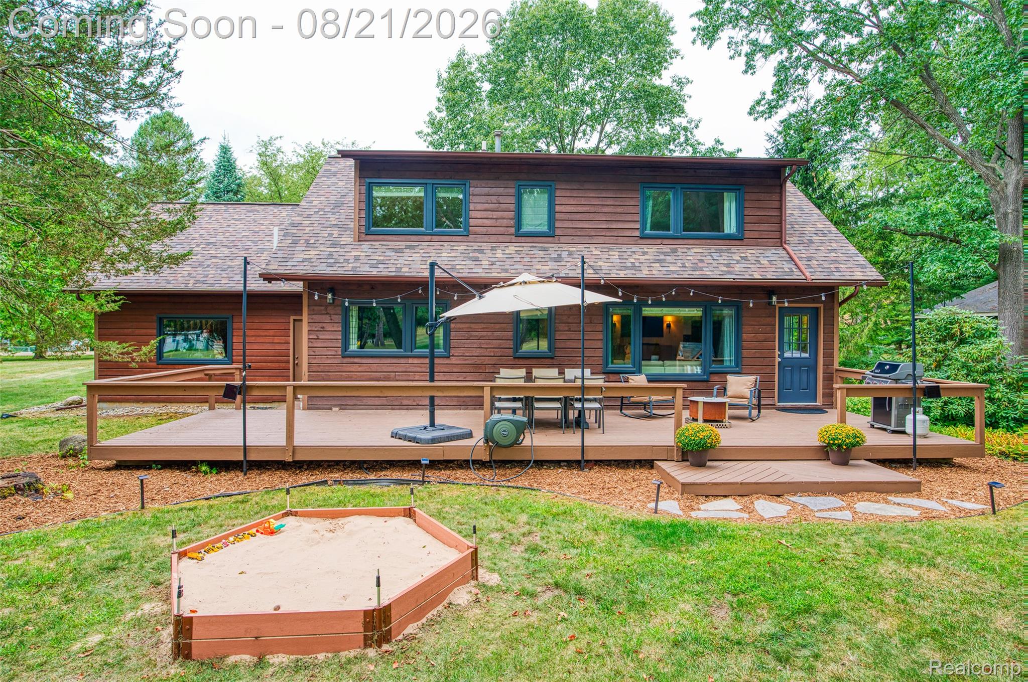 8845 River Valley Road Brighton, MI 48116 - Photo 6 of 49 DSC06276_8.jpg