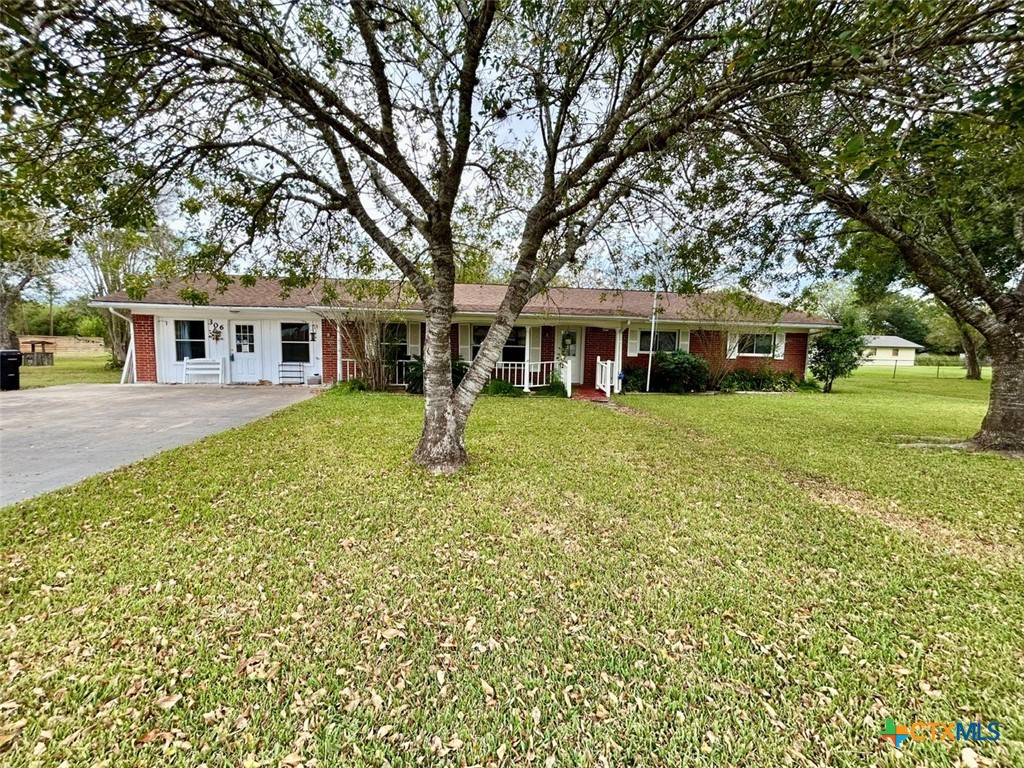 306 Dover Street Victoria, TX 77905 - Photo 1 of 23