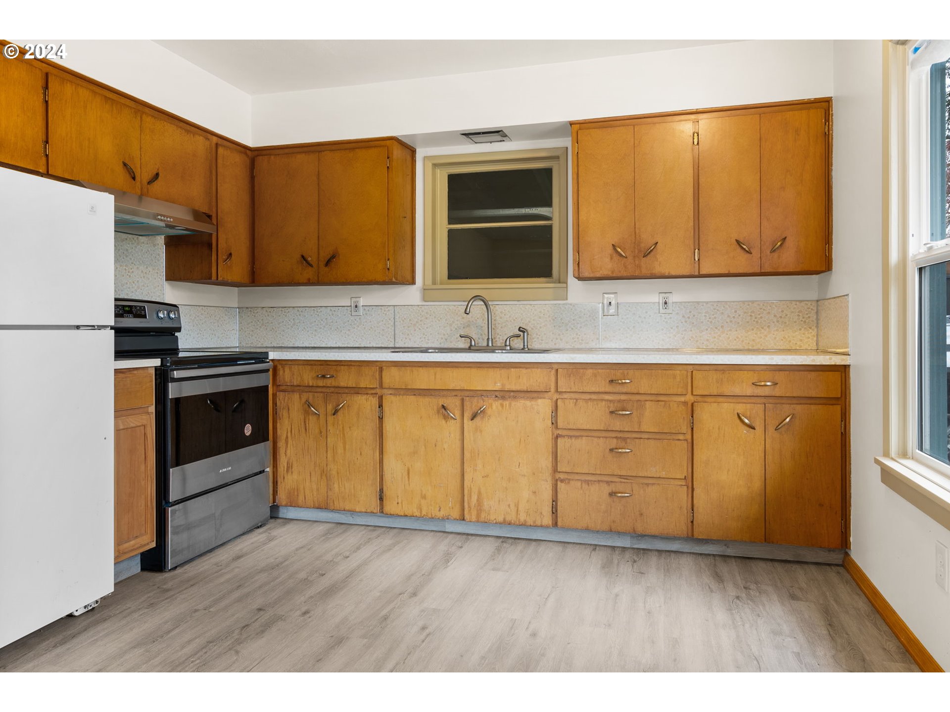 14179 South Livesay Road Oregon City, OR 97045 - Photo 9 of 25 Gallery Image 9