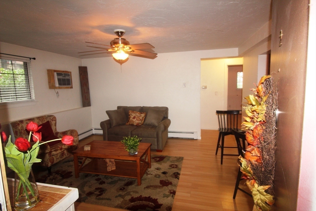 19 Erick Road, Unit 2 Mansfield, MA 02048 - Photo 7 of 30 Gallery Image 7