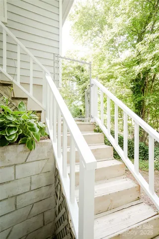 a black and white photo of a floor