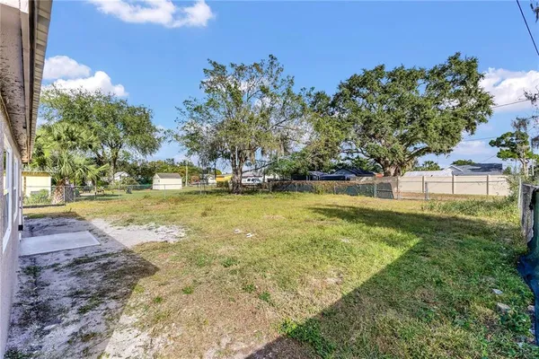 $2,100 | 1121 Illinois Avenue, St. Cloud, FL 34769