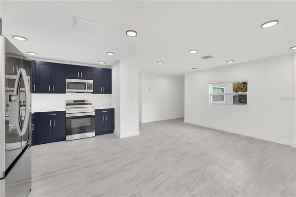 $2,100 | 1121 Illinois Avenue, St. Cloud, FL 34769