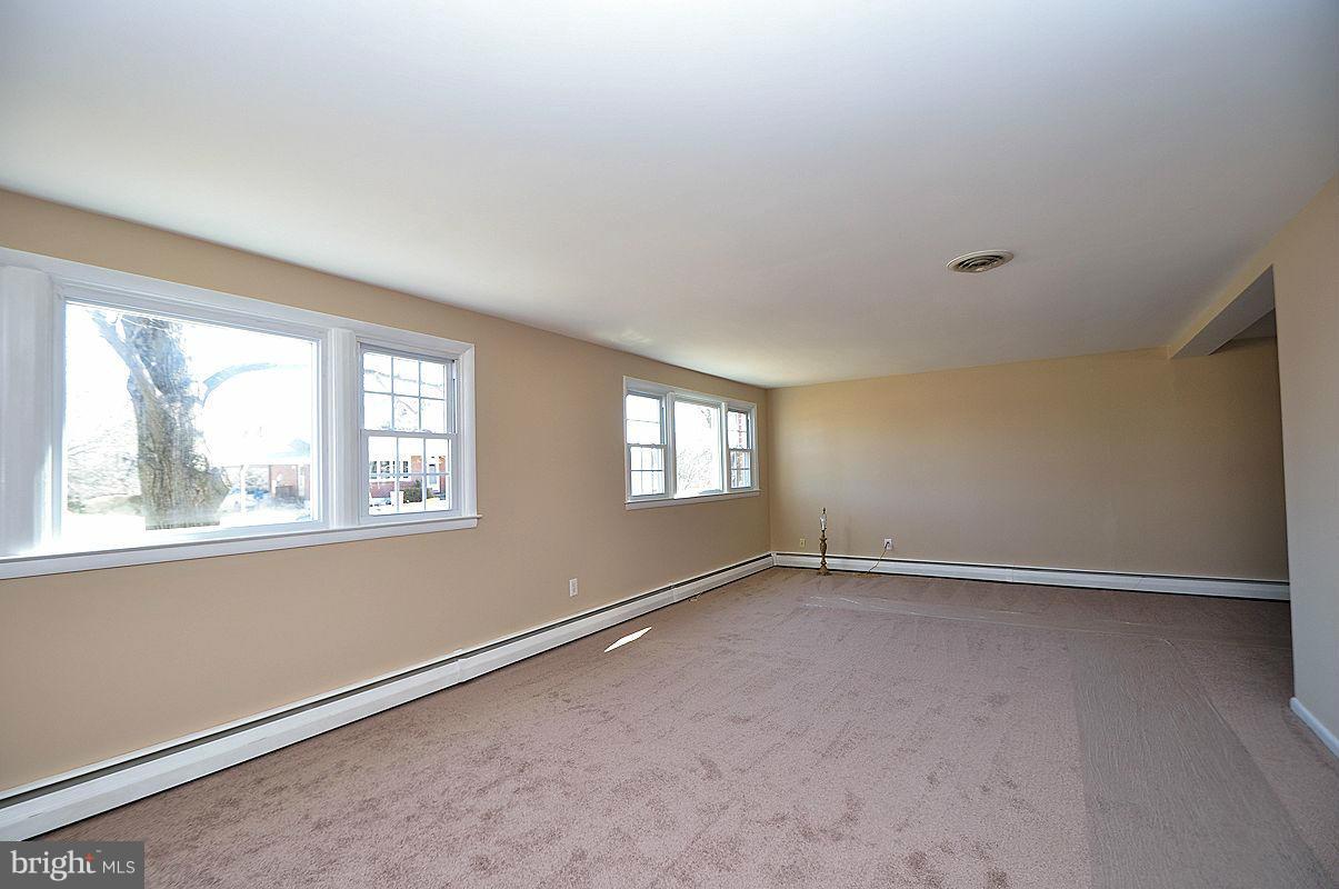 2116 Eastham Road Lutherville-Timonium, MD 21093 - Photo 7 of 19 Family Room