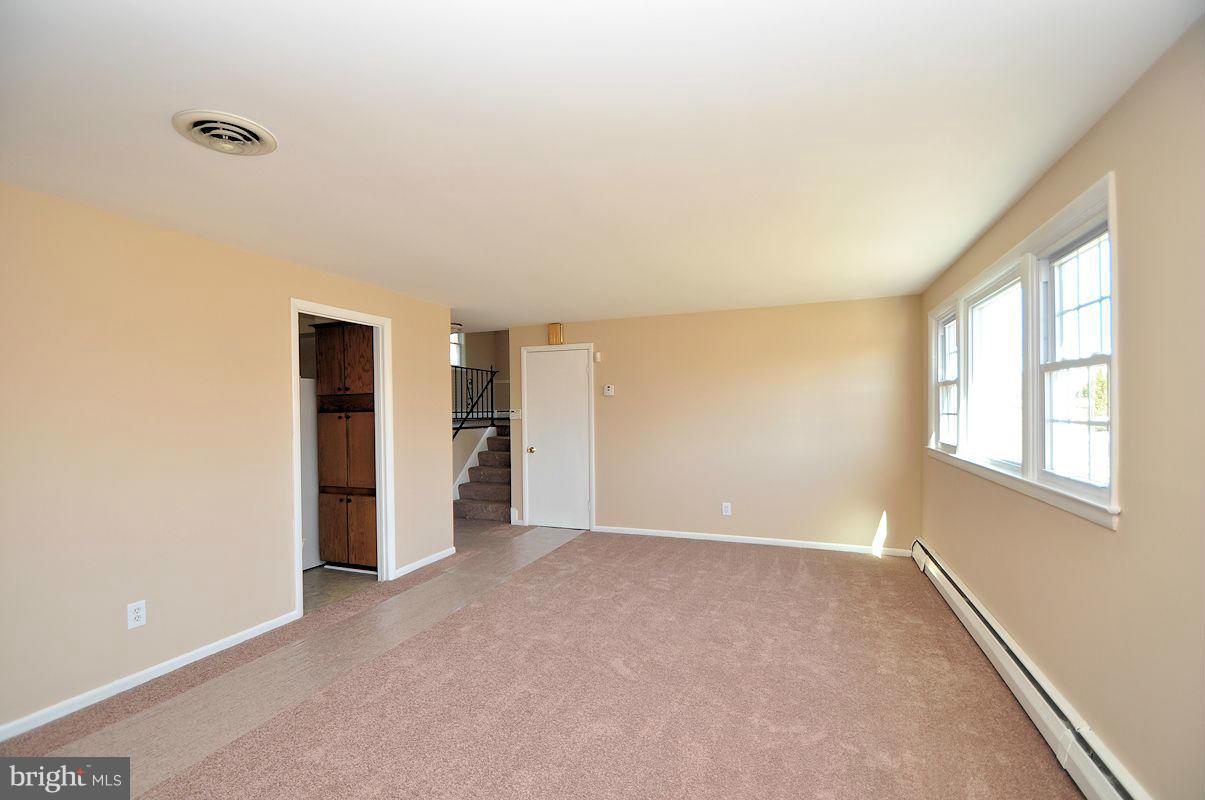 2116 Eastham Road Lutherville-Timonium, MD 21093 - Photo 8 of 19 Interior (General)