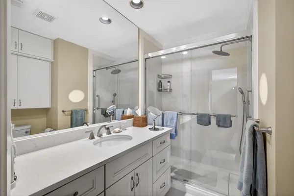 $589,000 | 478 Tequesta Drive, Unit 209, Tequesta, FL 33469