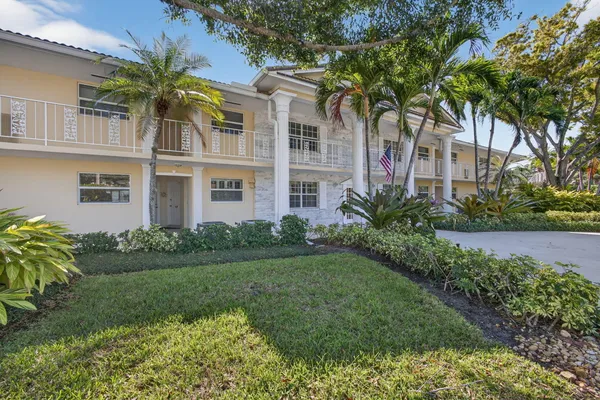 $589,000 | 478 Tequesta Drive, Unit 209, Tequesta, FL 33469