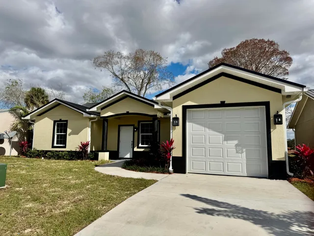 $329,000 | 5007 Southeast 42nd Street, Okeechobee, FL 34974
