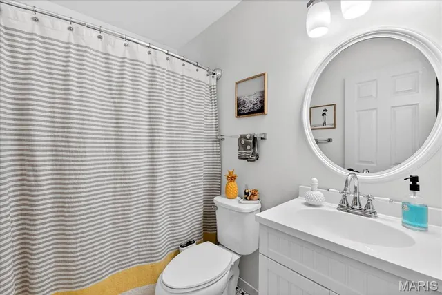 $389,900 | 16176 Lea Oak Court, Chesterfield, MO 63017