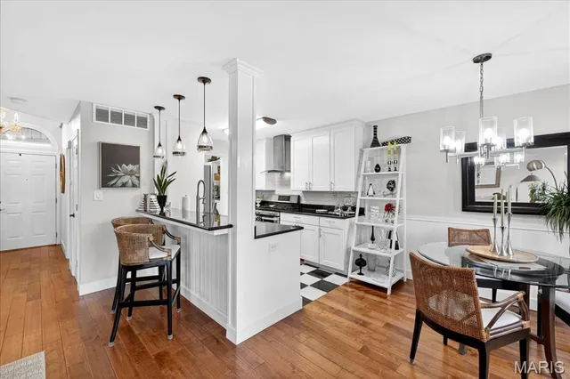 $389,900 | 16176 Lea Oak Court, Chesterfield, MO 63017